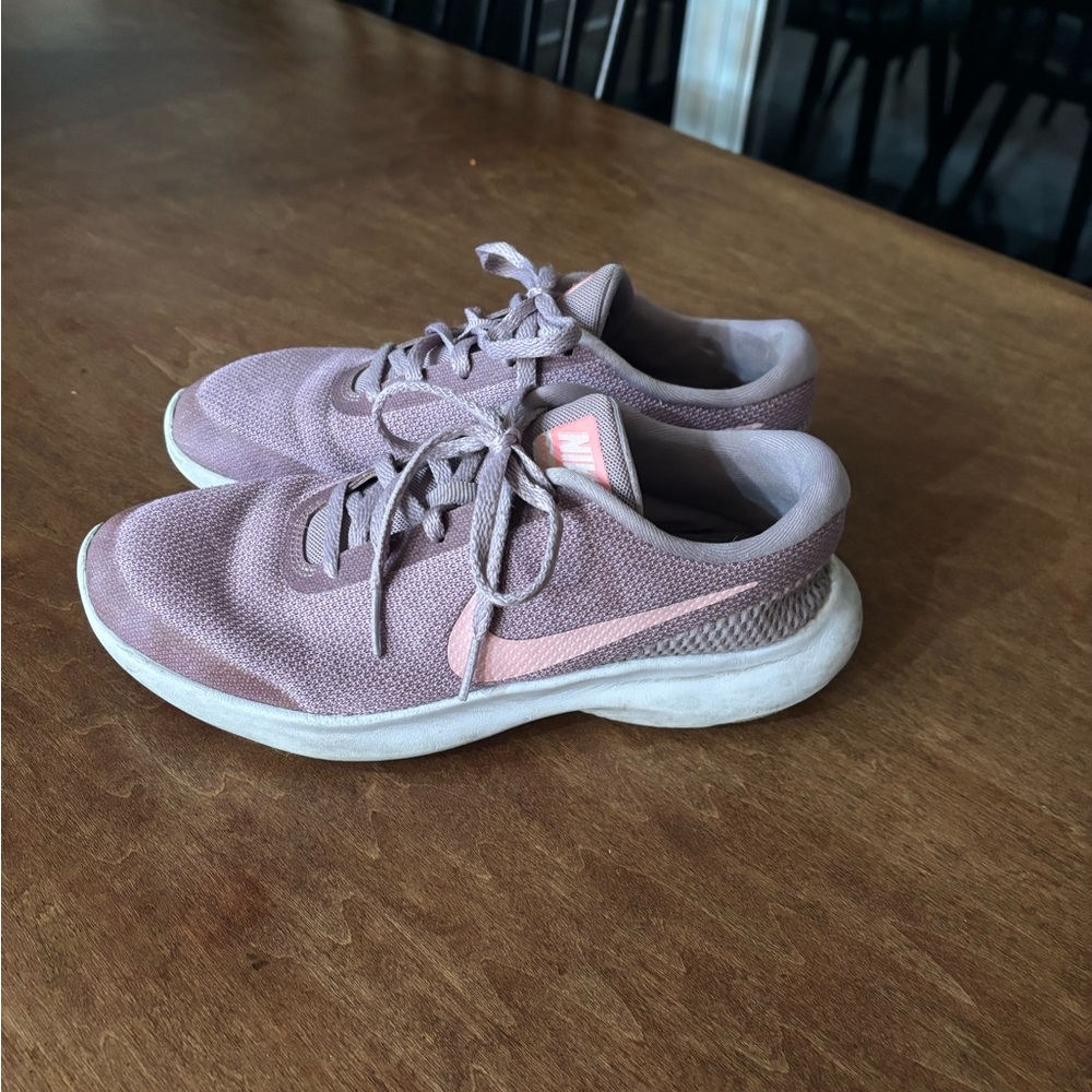 Nike Dusty Pink Tennis Shoes